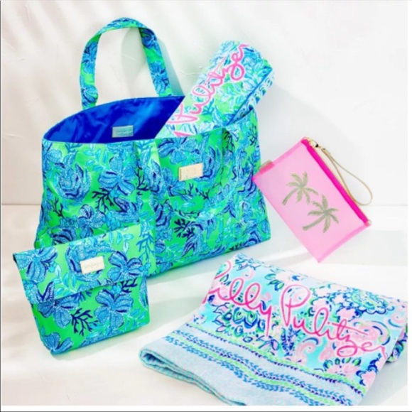 Lilly Pulitzer Accessories - ‼️‼️‼️‼️‼️NWT 5 piece Lilly Pulitzer GWP‼️‼️‼️